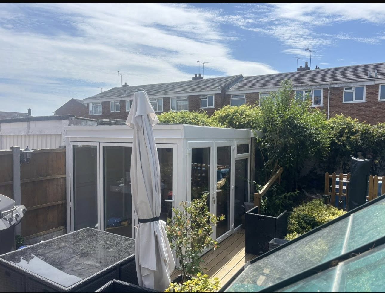 Glassroom opening onto the garden